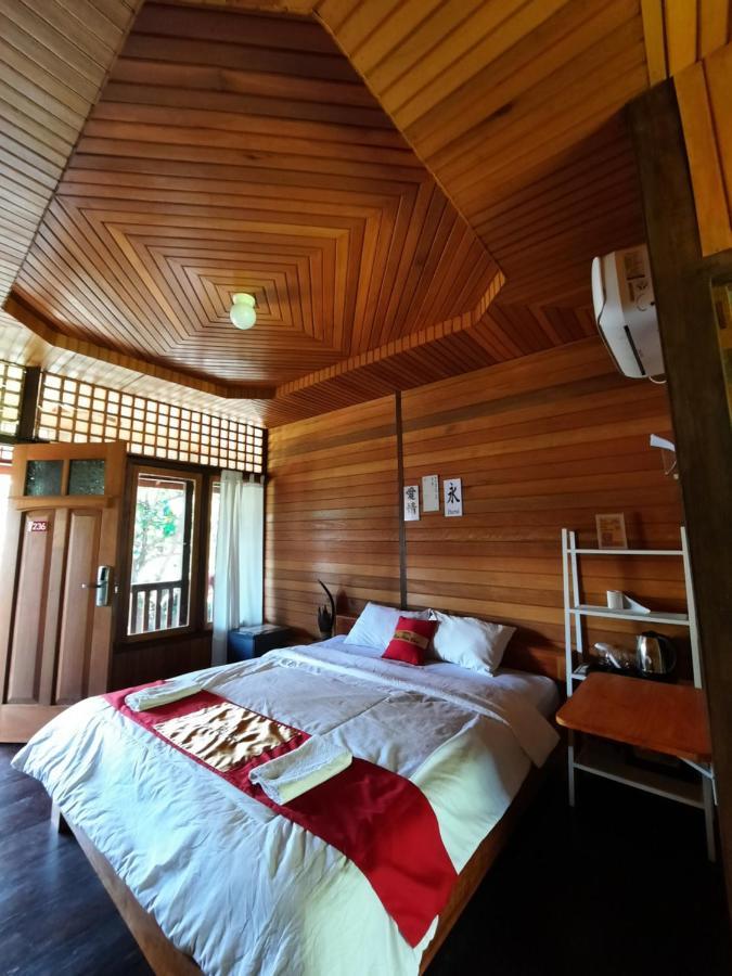 Hotel Besar Bulan Baru - Senggigi Exterior photo