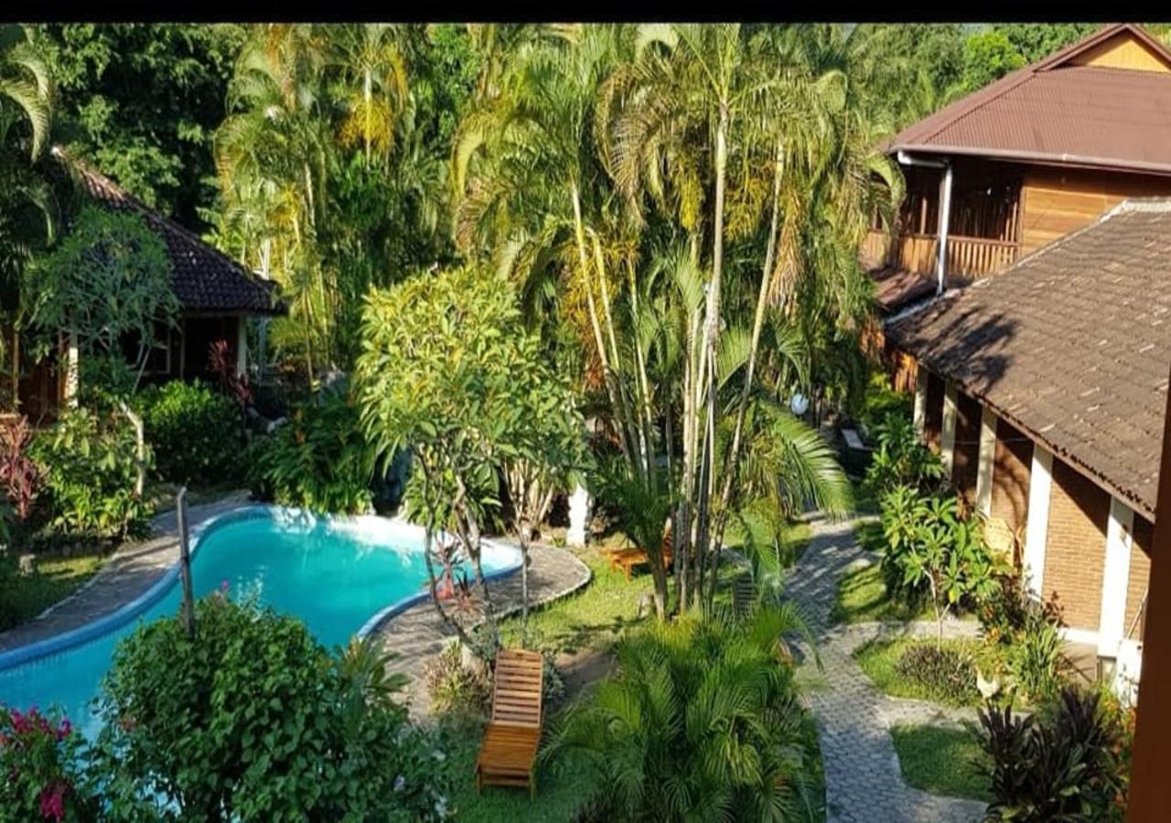 Hotel Besar Bulan Baru - Senggigi Exterior photo